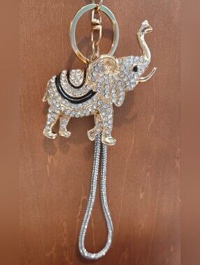 ✨ Sparkly Rhinestone Gold-Tone Elephant Keychain & Bling Bag Charm